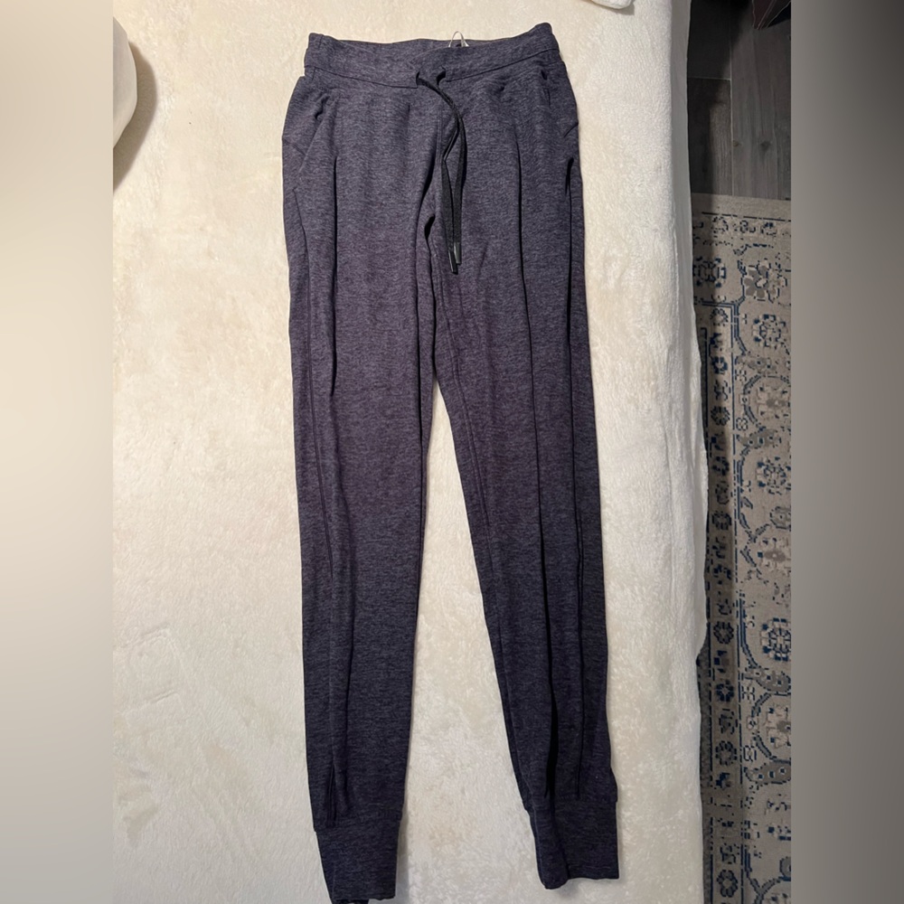 lulu lemon joggers